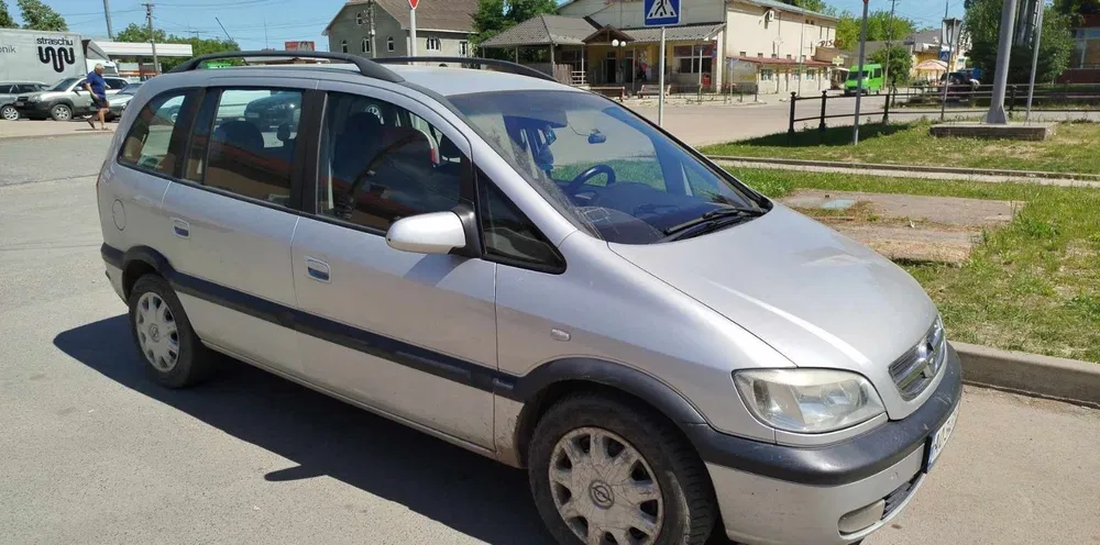 Opel Zafira A 2003