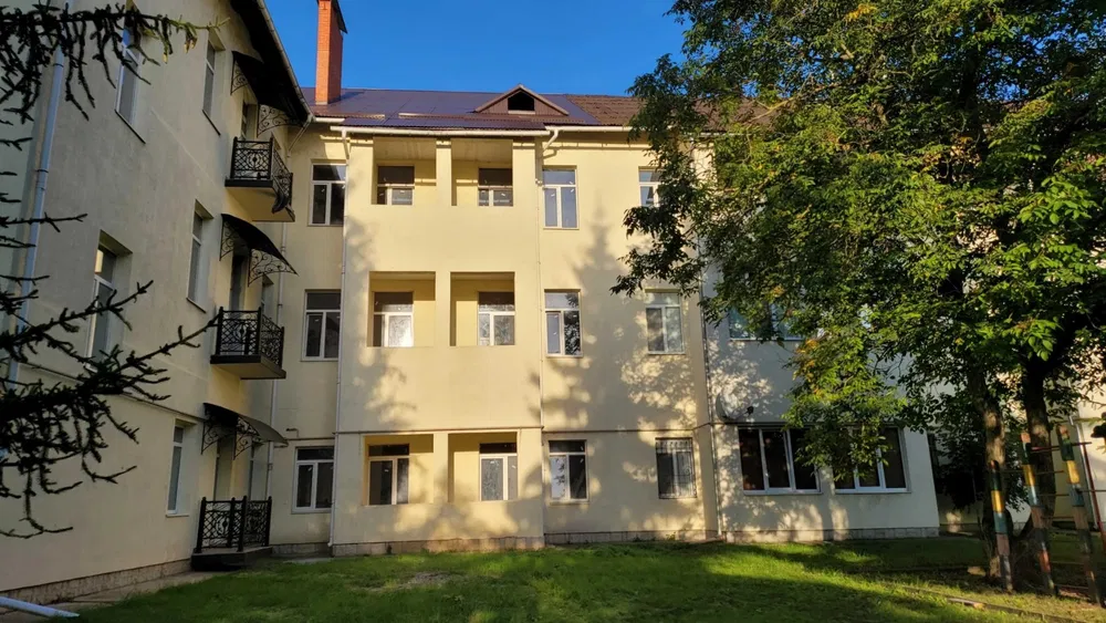 Продається 2х кімнатна квартира в Берегово