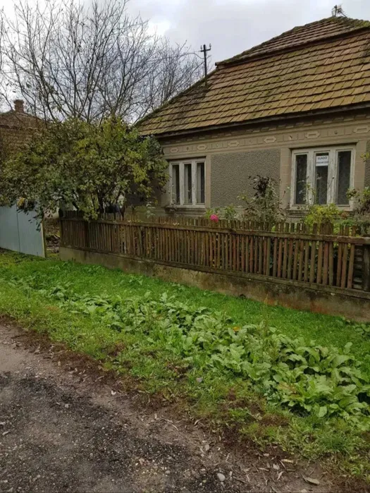 ПРОДАЖ 3-х кімнатного будинку у передмісті Берегова, 92 кв.м.,13 соток