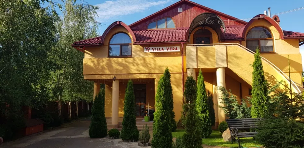 Садиба VILLA VERA поруч з Термальним басейном"Закарпаття"+ стоянка
