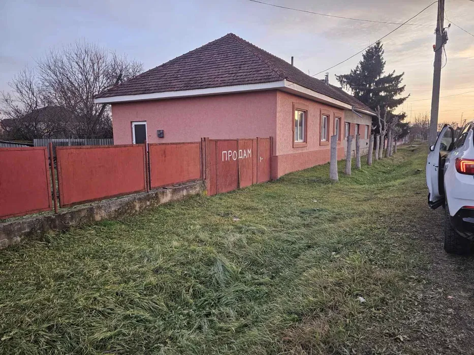 Продається будинок в Берегово