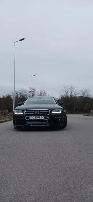 Audi A8 в хороші руки