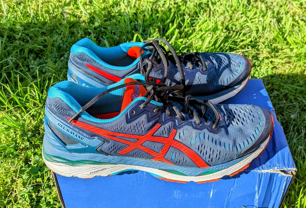 Кросівки для бігу ASICS Gel-Kayano 23 T646N (46 розмір)