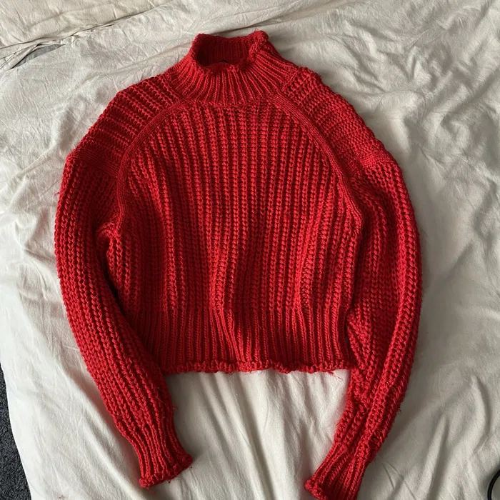 Светр червоний h&m