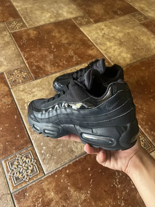 Nike Air Max 95 All Black