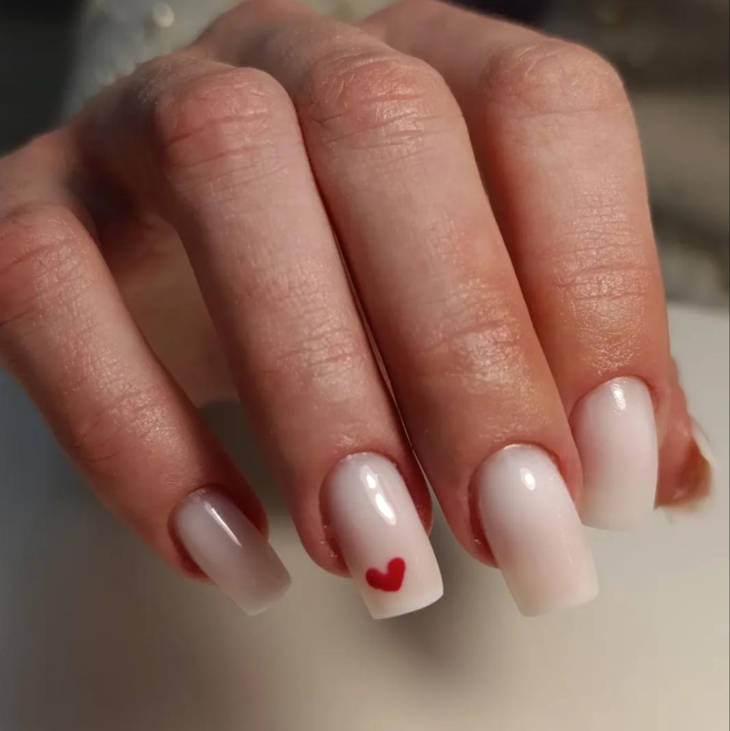 Майстер манікюру та педикюру м.Берегово