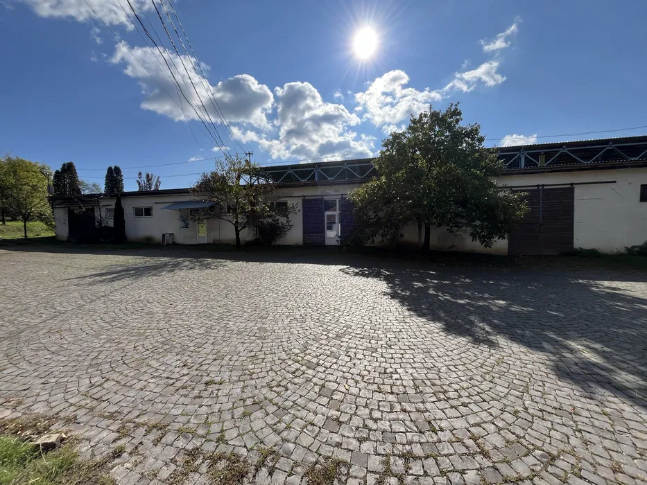 Оренда майновий комплекс виробничі офісні складські приміщення