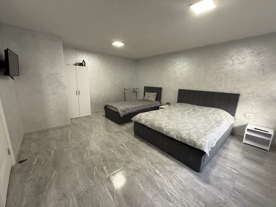 Оренда подобово апартаментів 1 поверх житло біля термалів