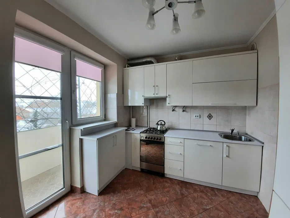 Житло подобово двокімнатна квартира біля термального б