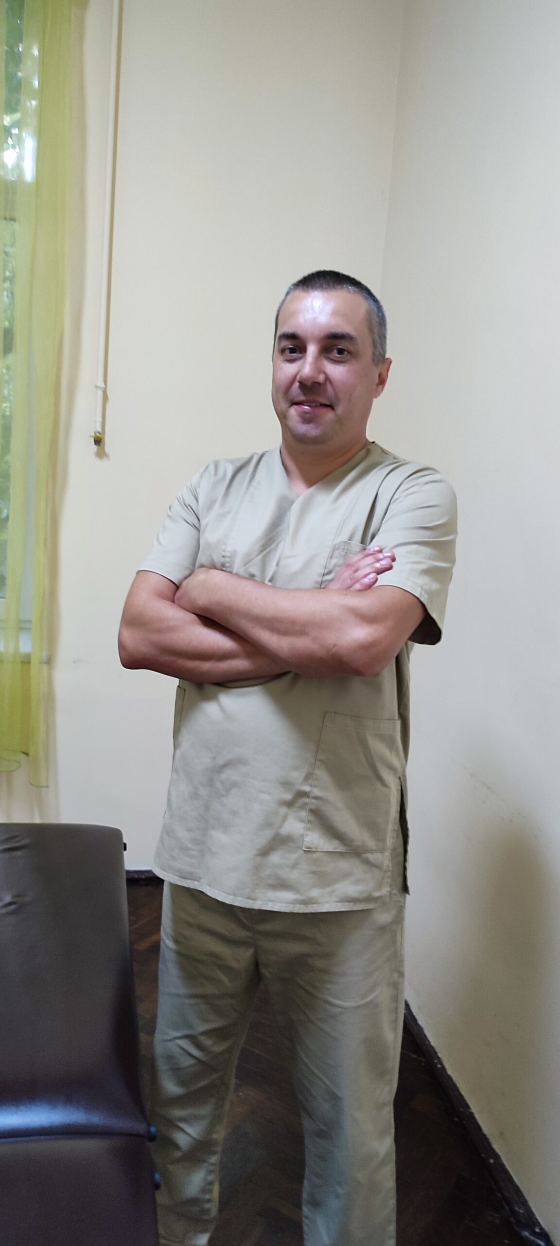 Масаж, тейпування