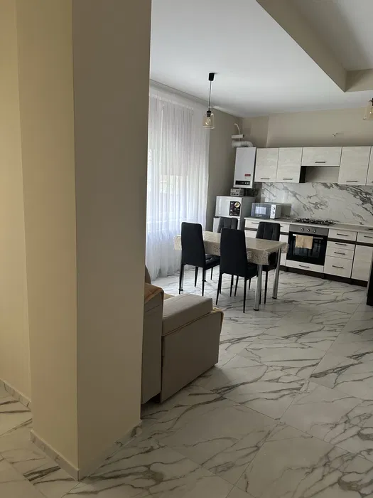 Апартамент Берегове в центрі міста, 5 хв. пішки до термальних басейнів