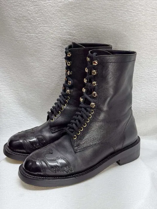 CHANEL Жіночі демісезонні черевики. Оригінал .