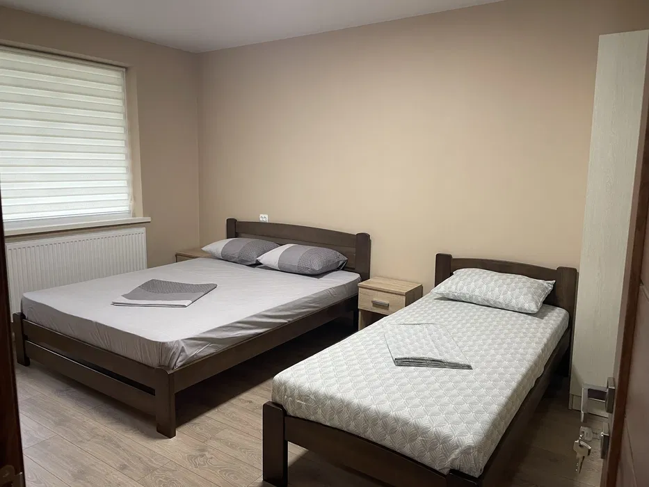 Здається квартира подобово в м.Берегово біля державного басейну