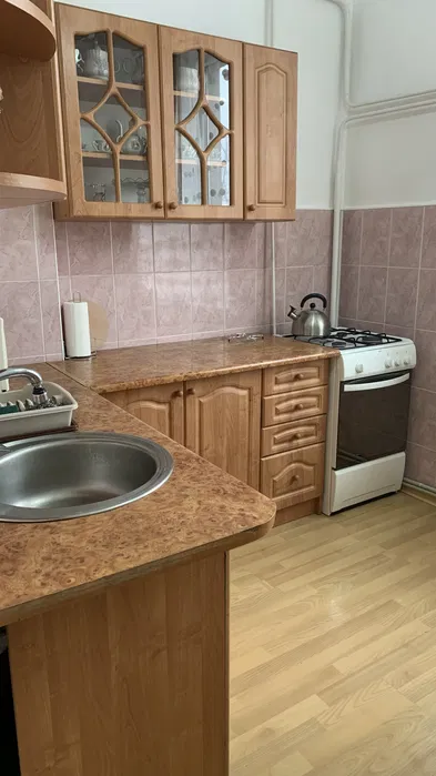 Здається квартира в центрі Берегова 5 хв до басейну