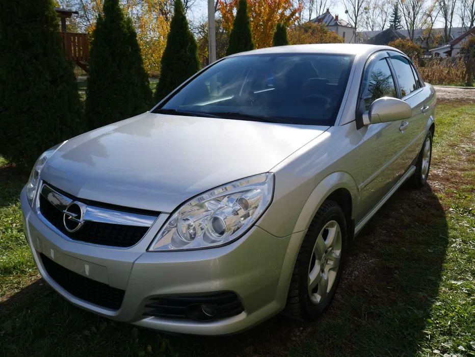 Продам НОВИЙ Opel Vectra C, офіційний