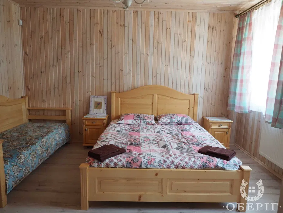 коттедж 150 метрів від термалів