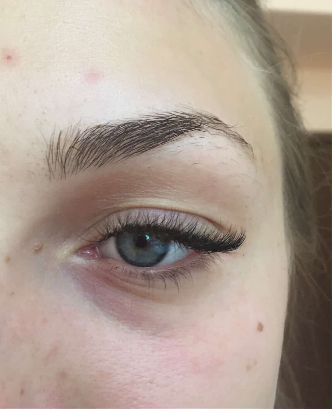 Нарощення вій | Вікторія