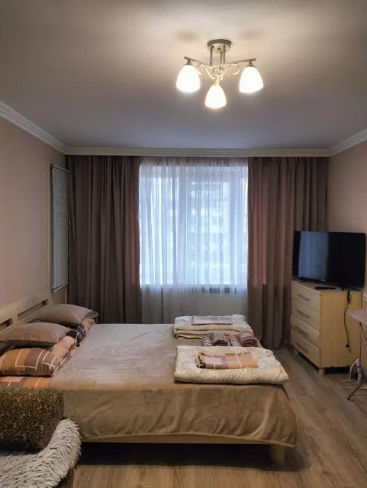 Квартира Берегово.Біля басейну Подобово!! Вільно з 06.12