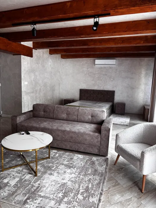 Апартаменти / житло подобово * complex 88* 2хв. пішки від Жайворонку